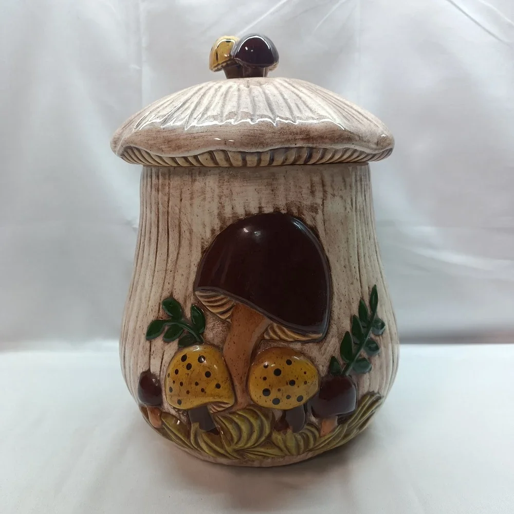 Vtg Arnel's Mushroom Ceramic Cookie Jar Brown Tan Cottagecore Kitchen Decor 70s